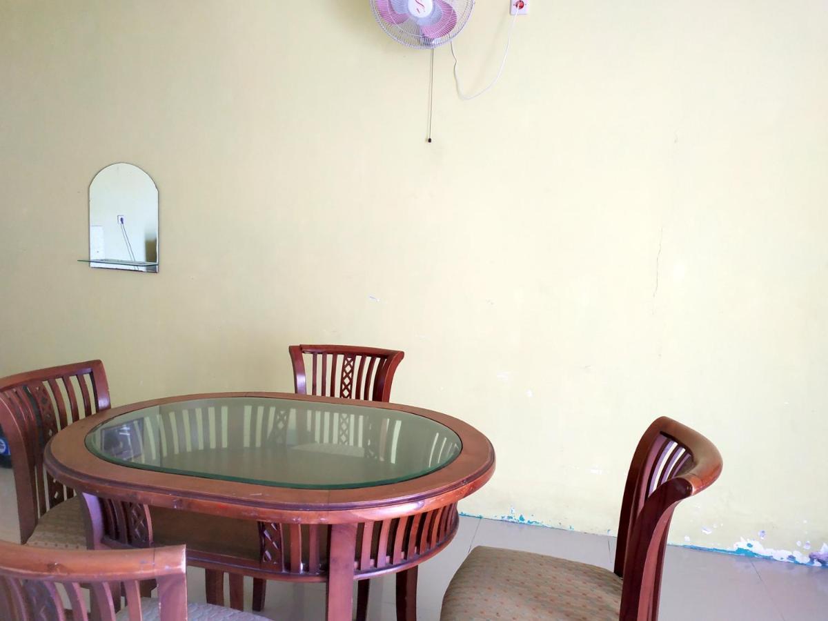 Oyo 3050 Hotasi Seaview Syariah Hotel Anyer Luaran gambar